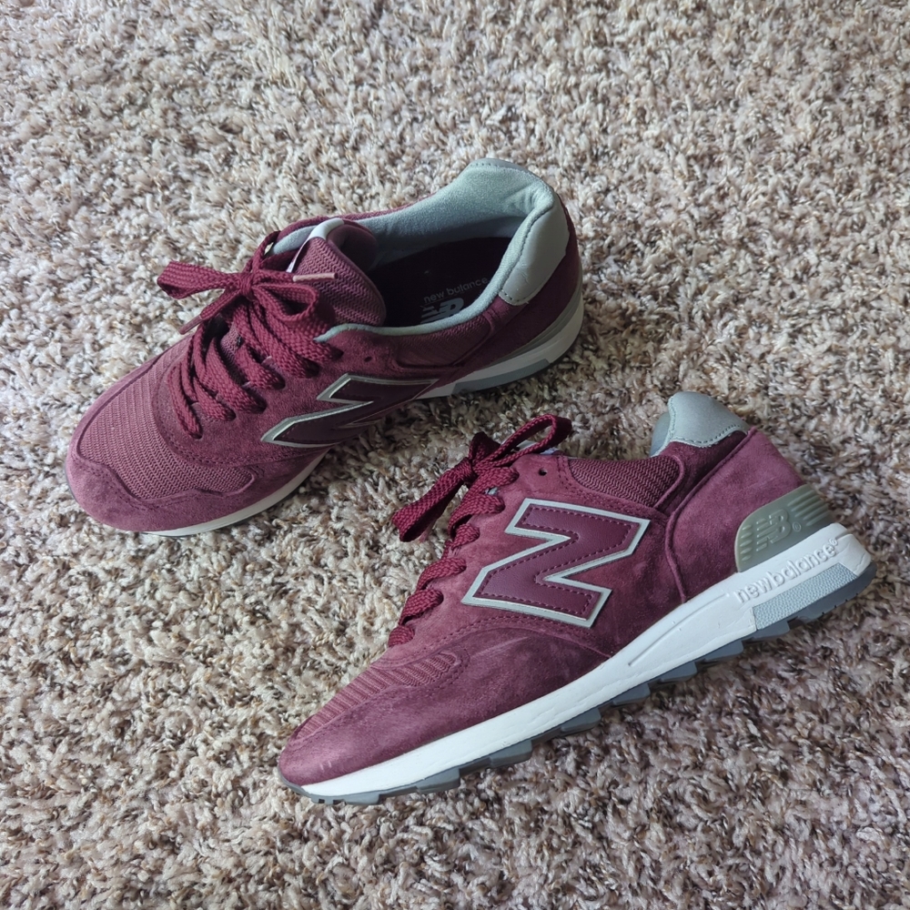New Balance 1400 Burgundy Suede